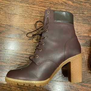 Timberland booties. New.